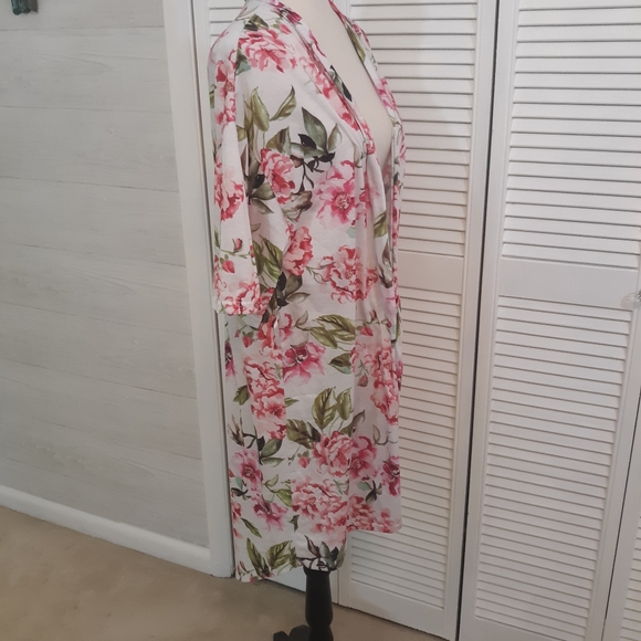 Show me your mumu floral robe O/S *R - Picture 4 of 8